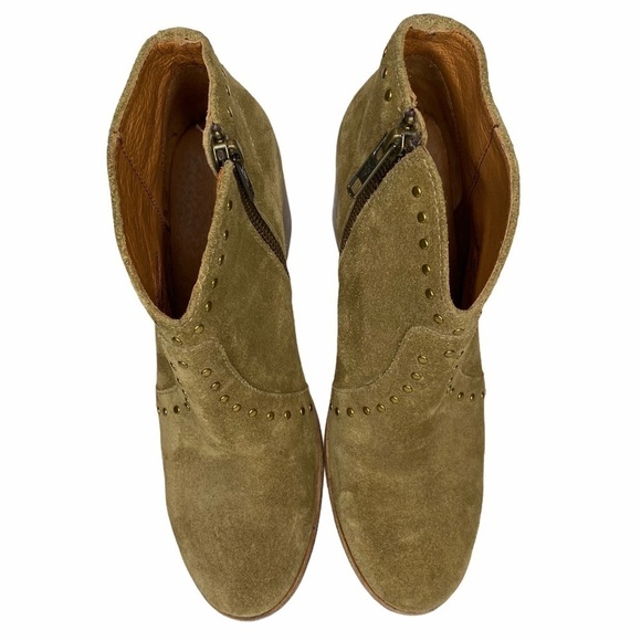 Frye “Nora” Suede Stud Zip Ankle Boots. Size 6B - Picture 6 of 15